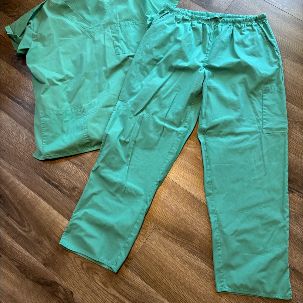 Just Love Green Scrub set